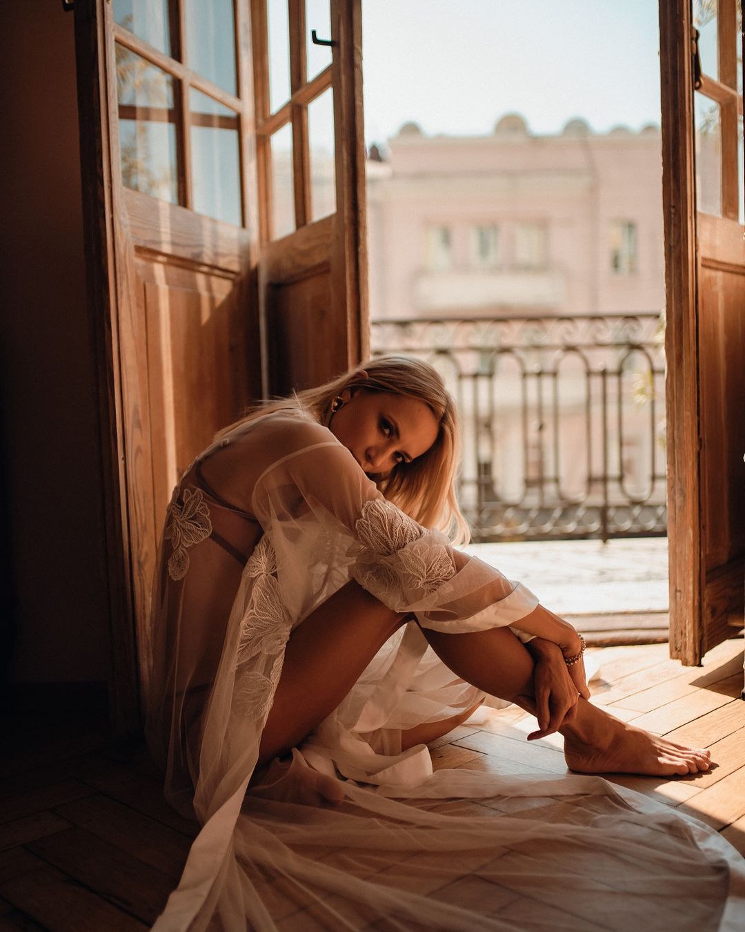 Звезда "Женского квартала" снялась в белье и взбудоражила сеть (фото)